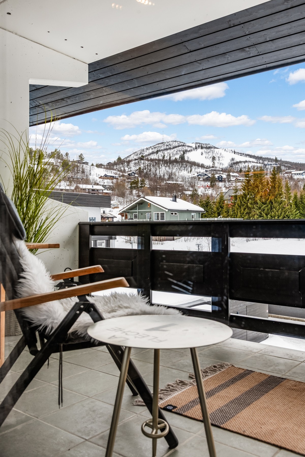 Her har du også utsikt rett mot Geilotoppen Galleribilde