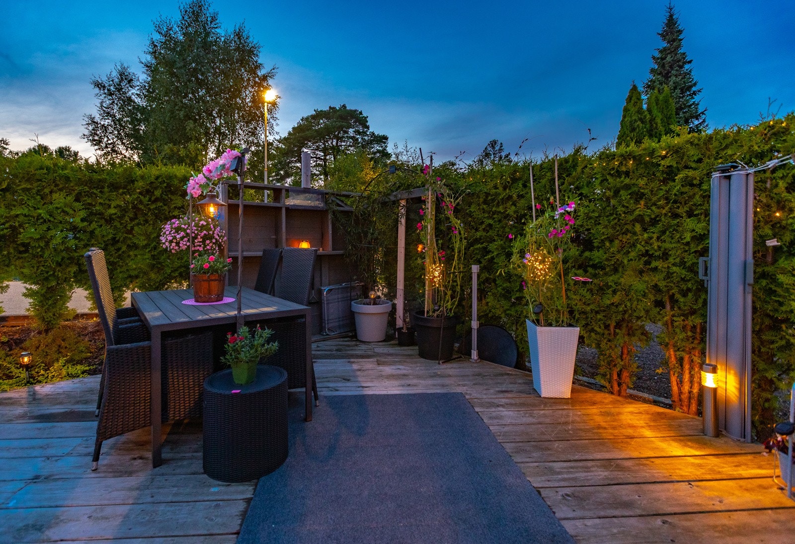 Kveldsstemning på terrassen! Galleribilde