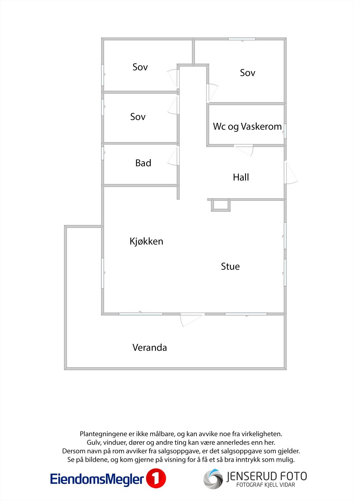 Planløsningen på 81 m² er arealeffektiv med en åpen stue- og kjøkkenløsning, tre soverom, bad og et praktisk vaskerom med ekstra toalett. Galleribilde