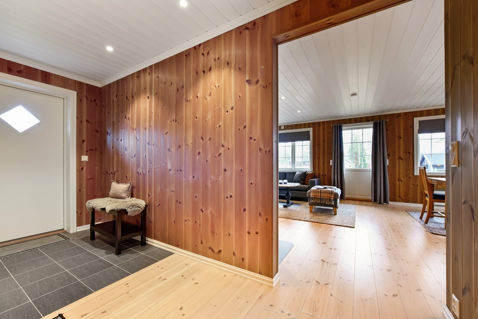 Noen gulv har varme med wifi termostater Galleribilde