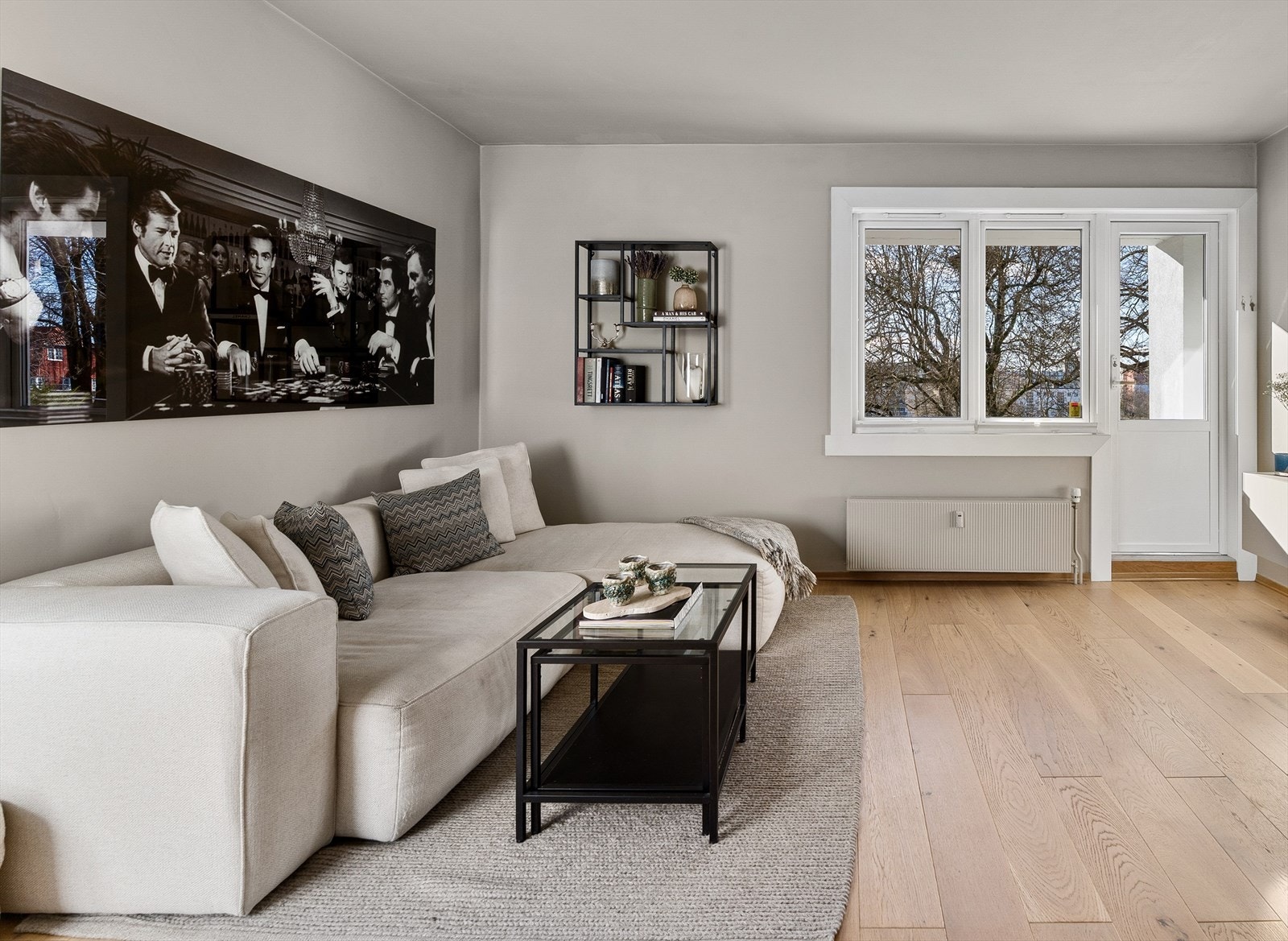 Sisilie Berg v/Nordvik Frogner har gleden av å presentere Wilhelm Færdens vei 10. En Moderne og stilren 2-roms hjørneleilighet med solrik markterrasse og svært attraktiv beliggenhet ved Marienlystparken.
Foto: Zovenfra Galleribilde