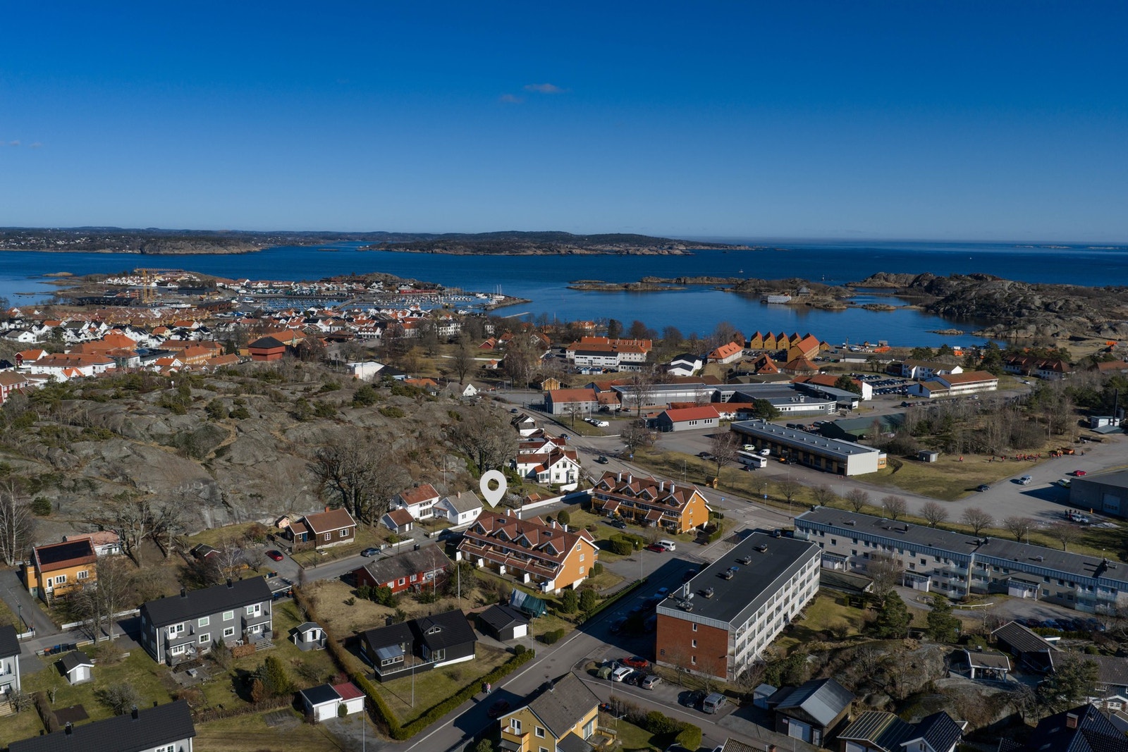 Velkommen til Helgeroveien 16E presentert av Leinæs & Partners v/ Christine Olafsen! Galleribilde