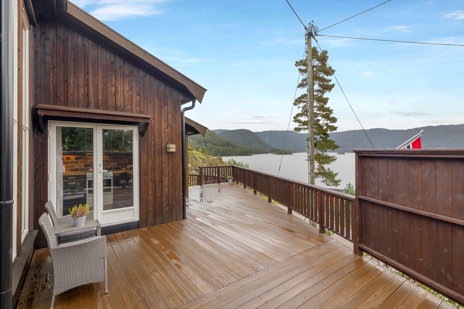 Hytta har royalimpregnert ytterkledning. Galleribilde