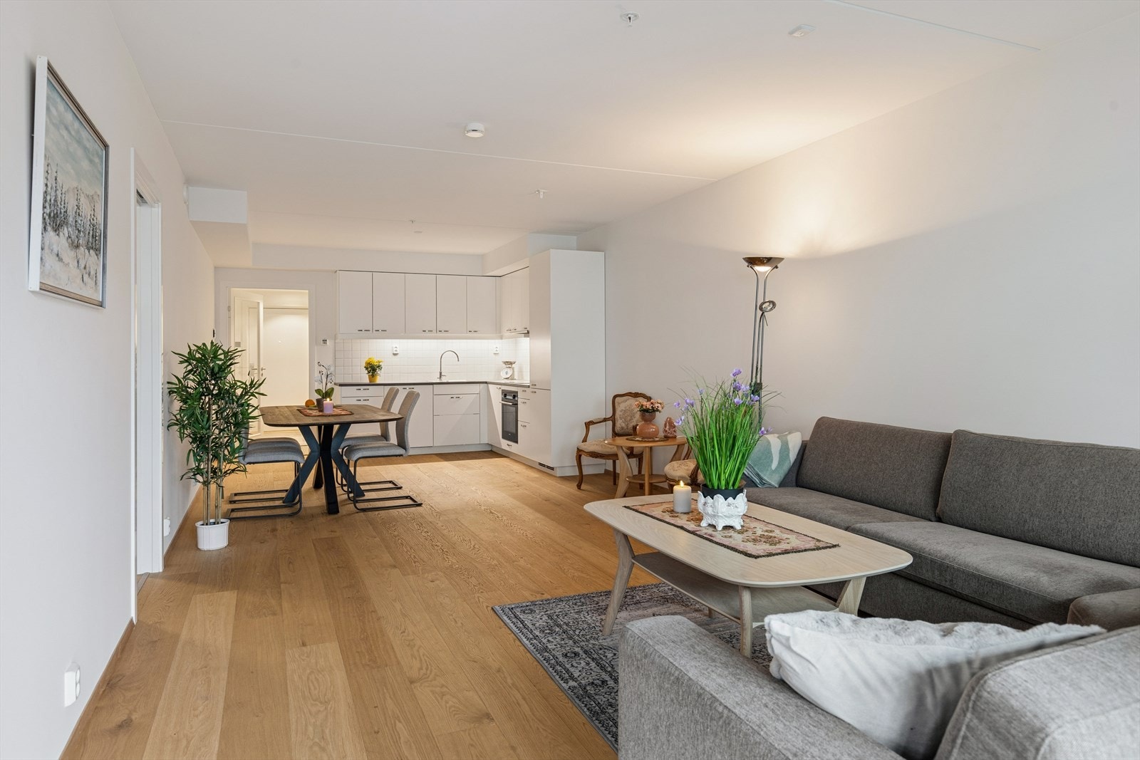 Legg merke til det vakre parkettgulvet. Galleribilde
