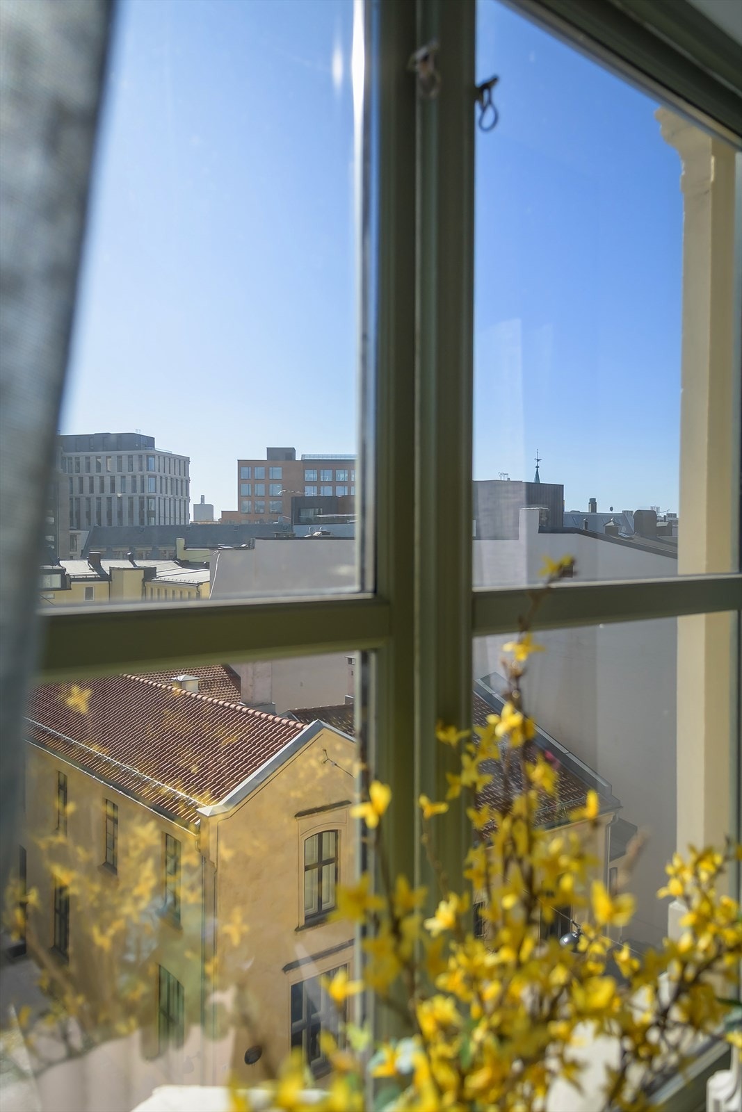 Utsyn fra stuevindu Galleribilde