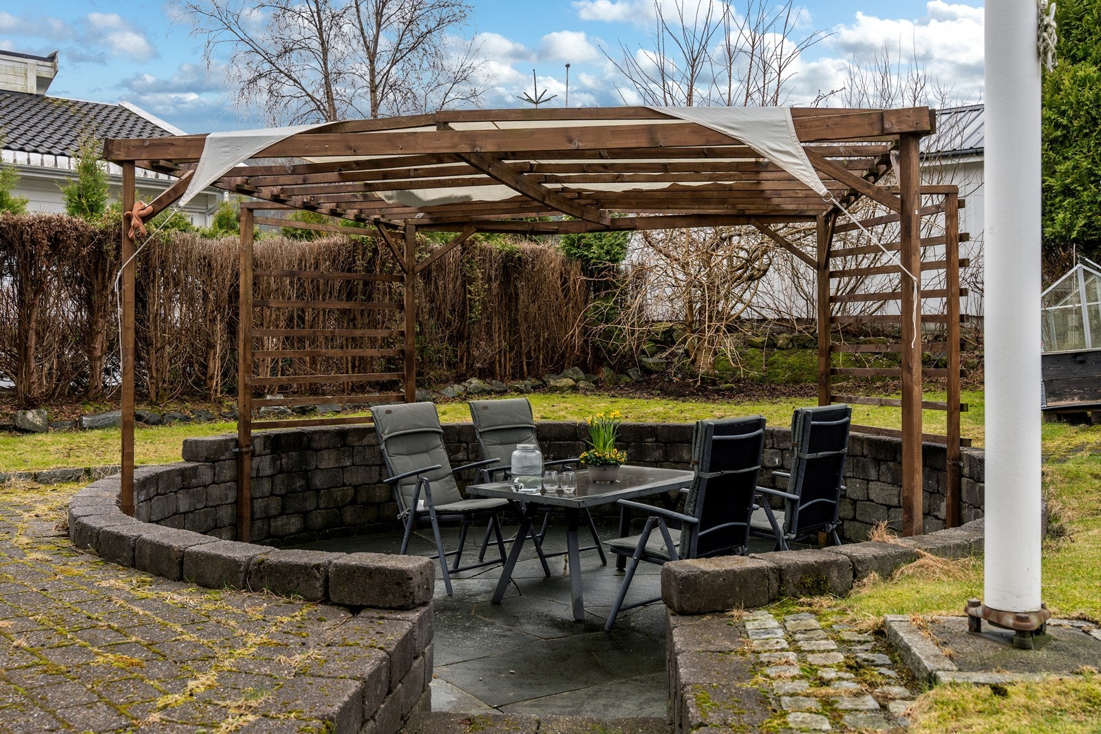 Trivelig uteplass Galleribilde