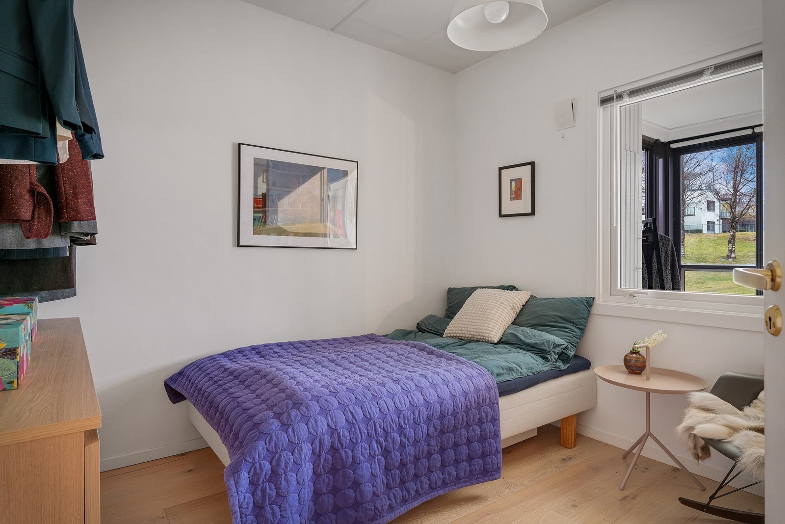 Det tredje soverommet er på 8,4 m² og kan fint benyttes som gjesterom, barnerom eller kontor. Galleribilde