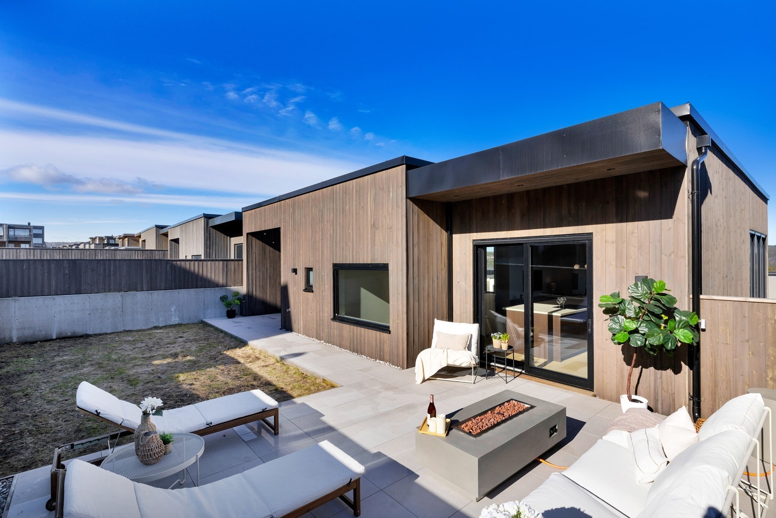 Her er det god plass til utemøbler Galleribilde