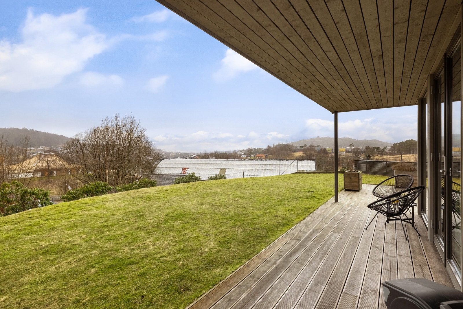 Dette er en lekker og moderne familiebolig med gode kvaliteter enhver familie vil sette stor pris på. Galleribilde