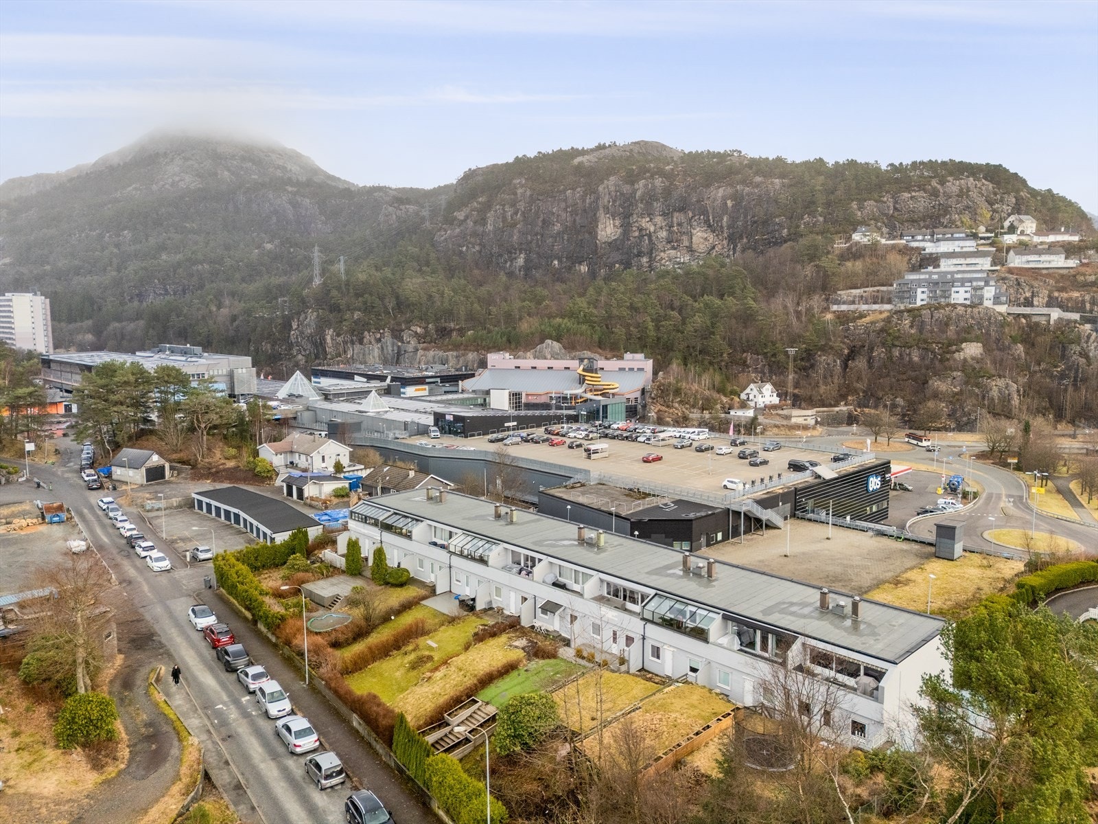 Ny taktekking er utført i 2025/2026 i regi av borettslaget. Galleribilde