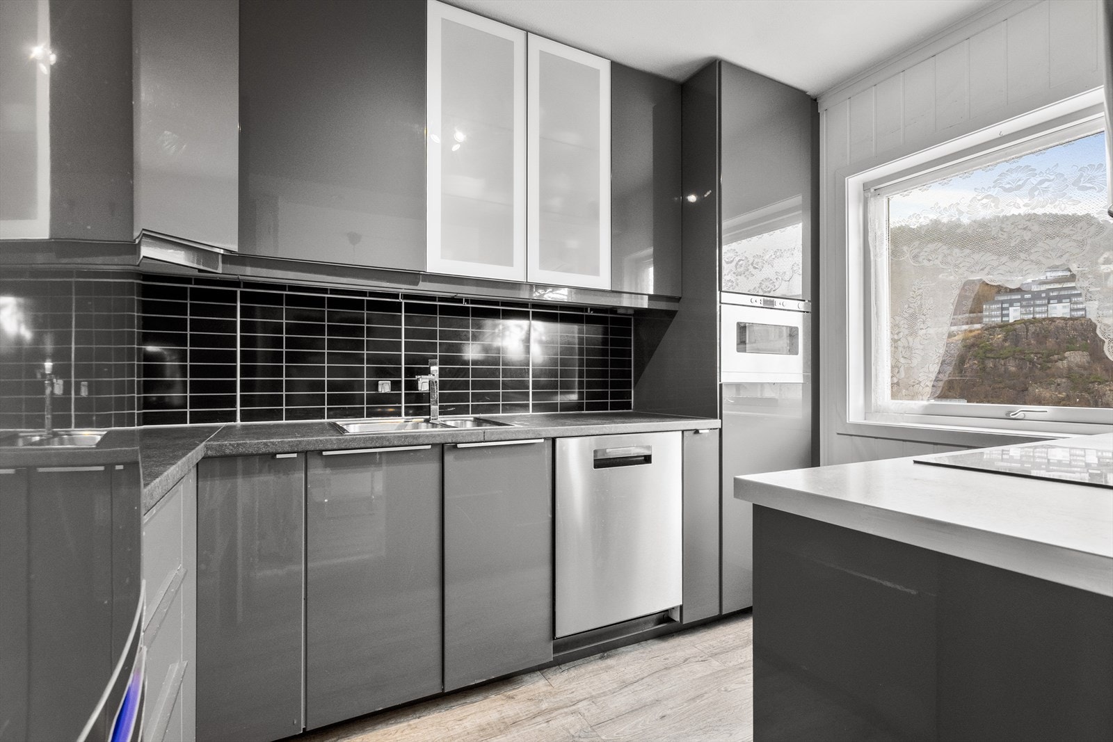 Stilrent kjøkken fra IKEA. Galleribilde