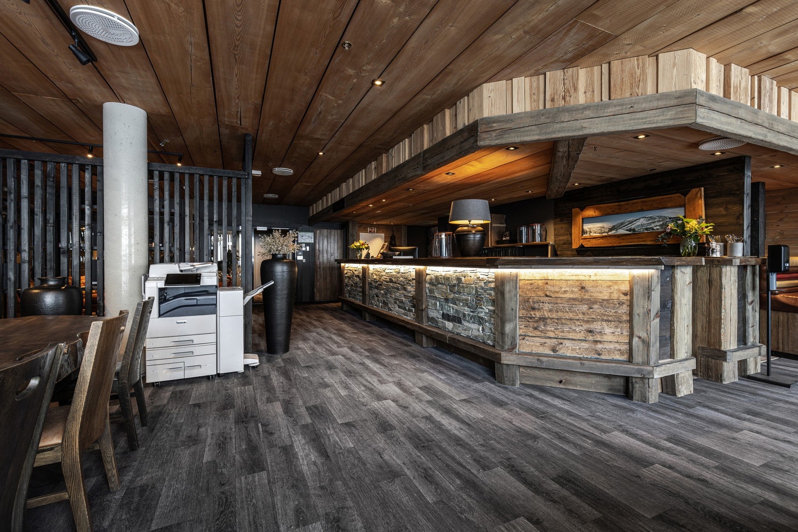 Resepsjon og inngangsparti på Skigaarden Galleribilde