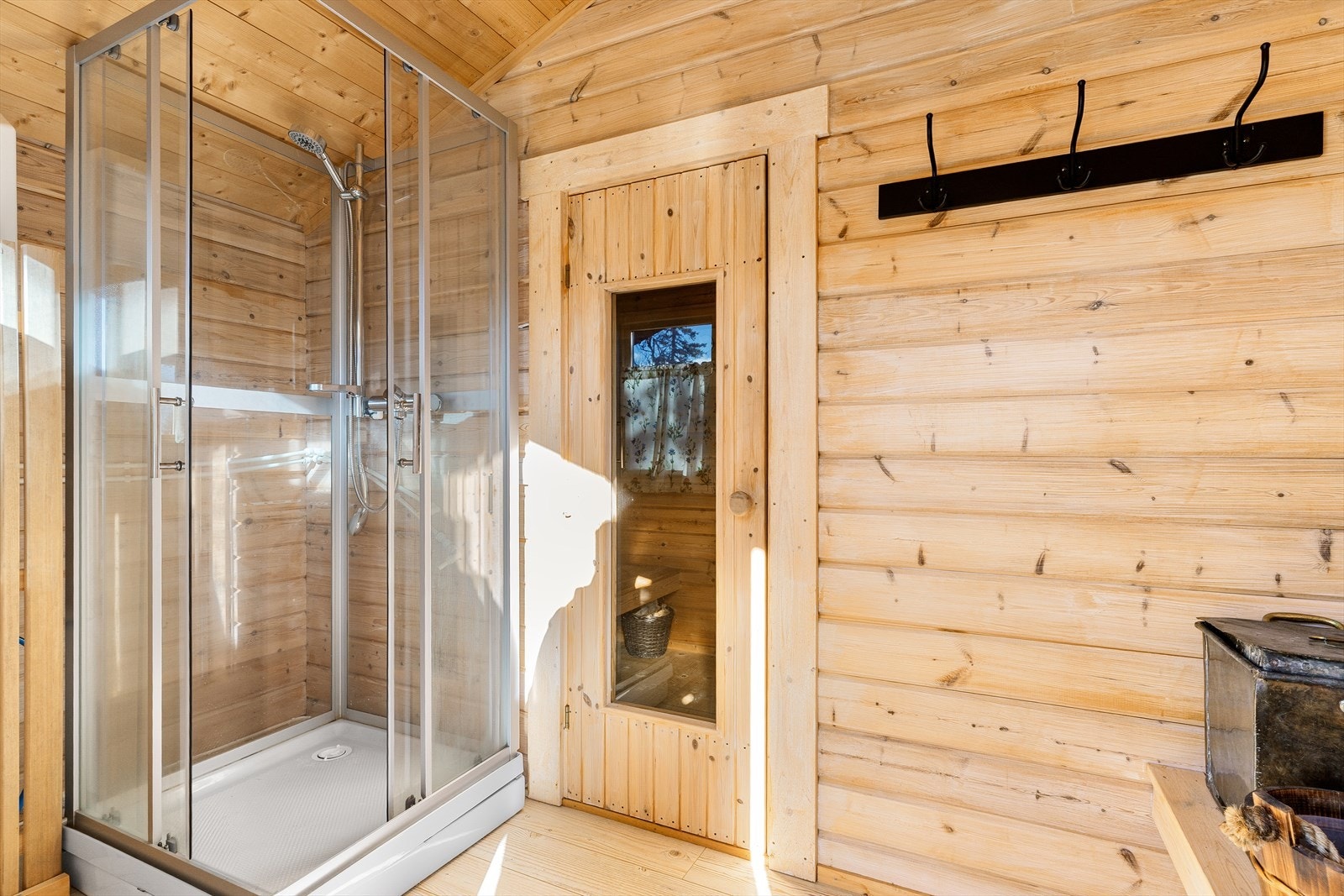 Dusjmuligheter i anneks. Galleribilde