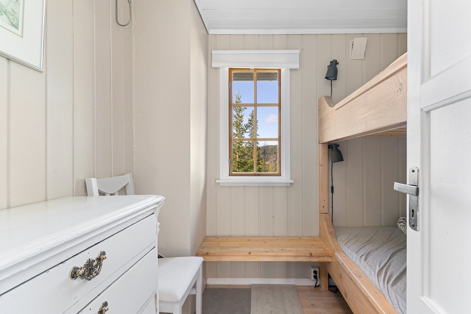 Soverom 3 med plassbygd køyeseng. Galleribilde