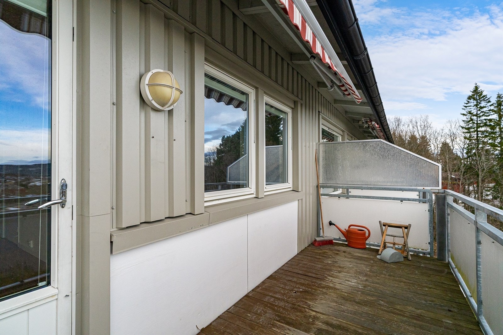 Sør-østvendt balkong på 7 kvm Galleribilde