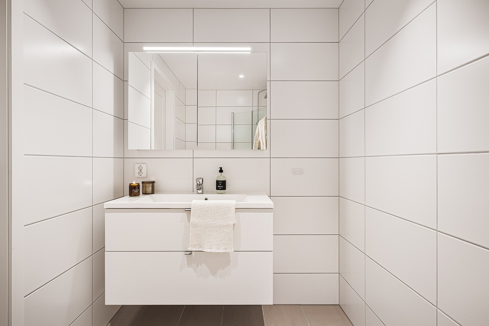 - Her er det også varmekabler i gulvet - Galleribilde