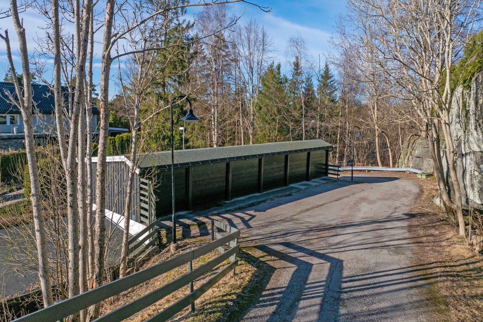 Egen garasjeplass. Galleribilde