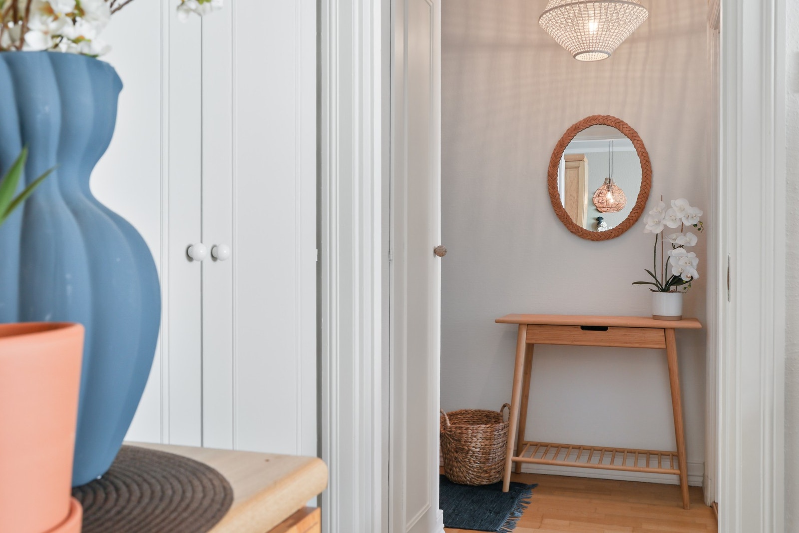 Varmtvann og internett/kabel-TV er inkludert i lave felleskostnader. Galleribilde