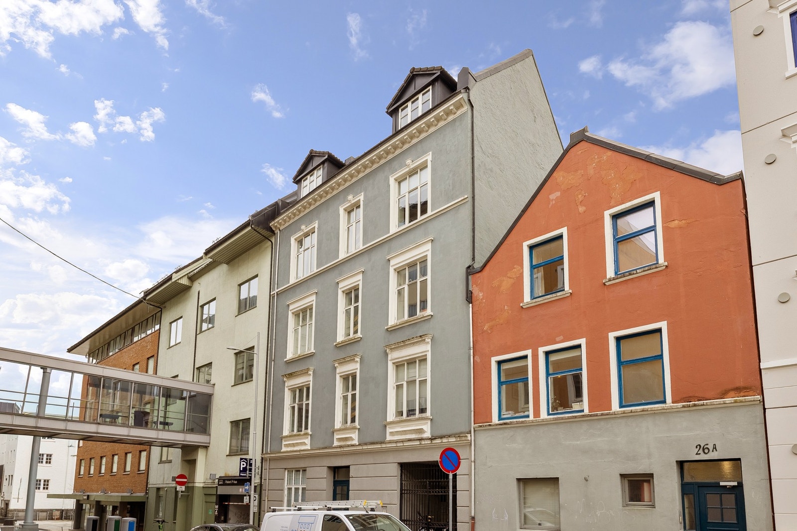 Leiligheten ligger i byggets 3.etasje med hele Bergen sentrum like utenfor døren. Galleribilde
