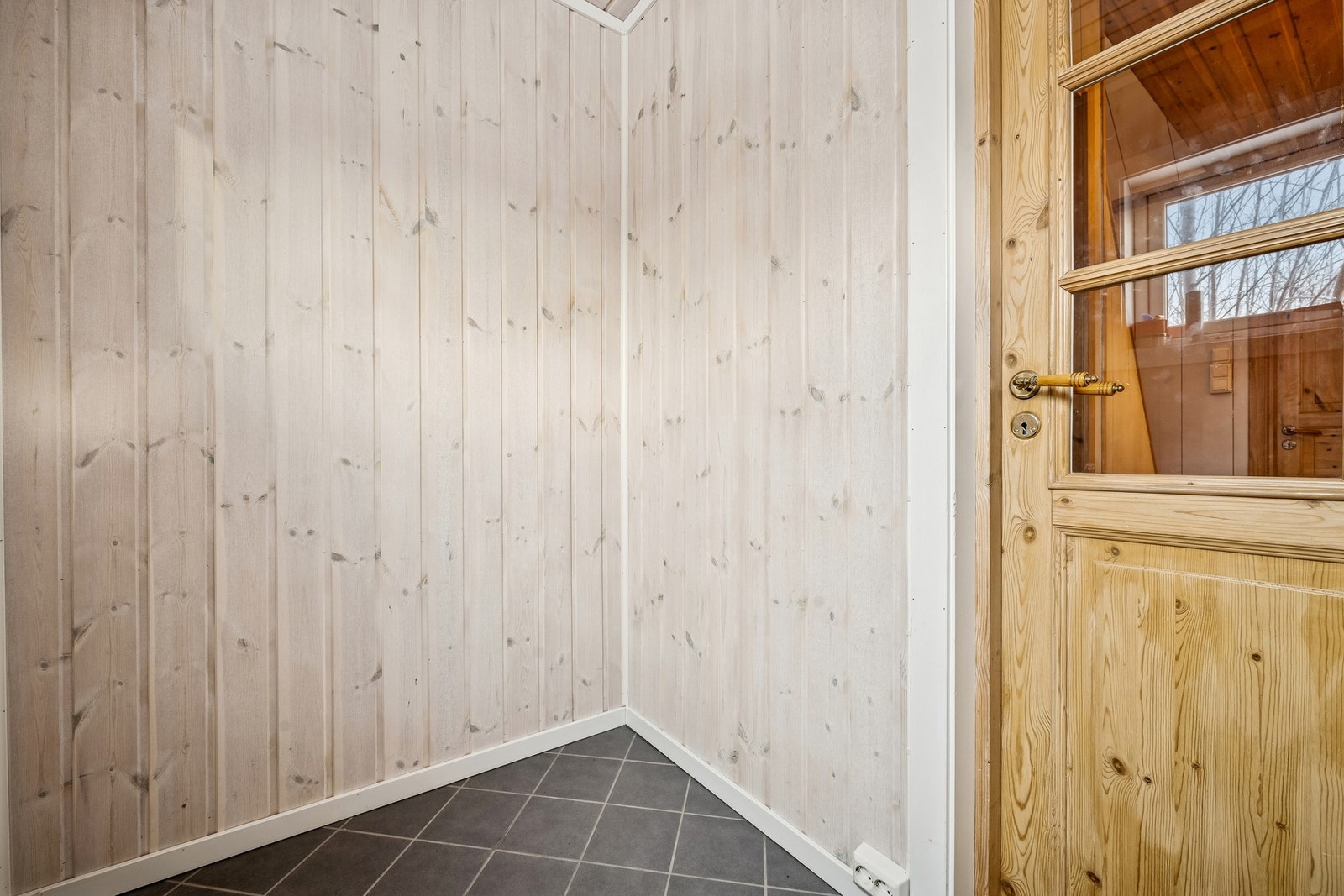 Alle overflatene i vindfanget ble rehabilitert i 2020 Galleribilde