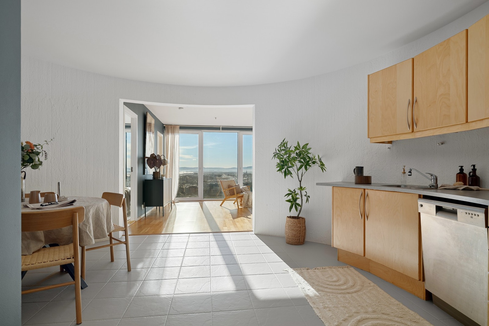 Alle hvitevarene medfølger boligkjøpet. Galleribilde