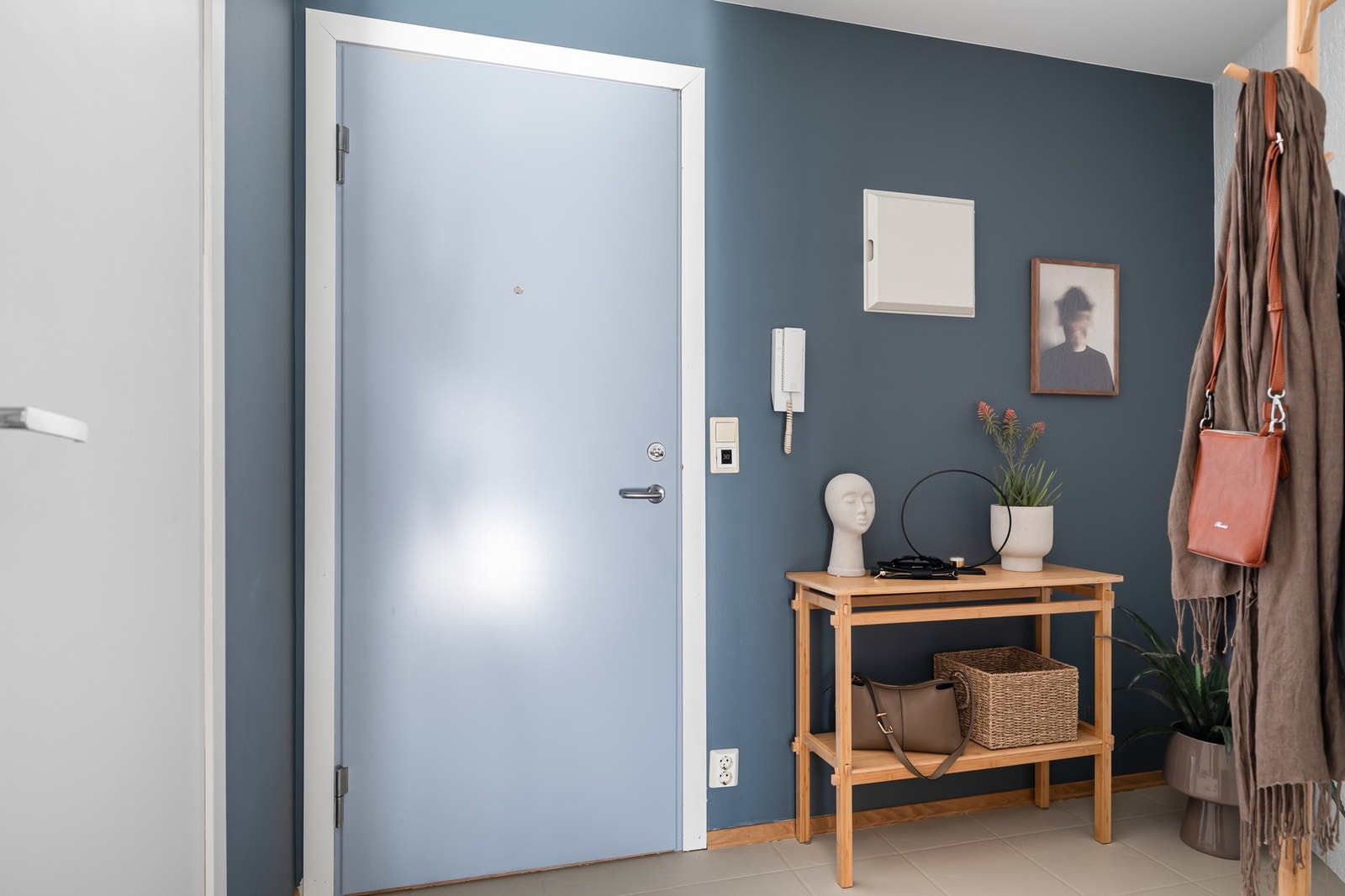 Meglere sier ofte "Dette er verdt en titt". Her kan undertegnede med hånden på hjertet love at det ikke er en overdrivelse! Velkommen til det som kanskje blir ditt neste hjem! Galleribilde