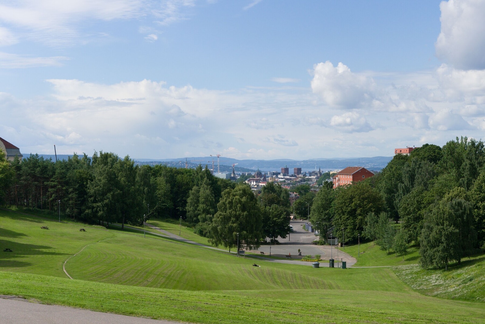 En av de nærmeste naboene dine er Torshovdalen. Galleribilde