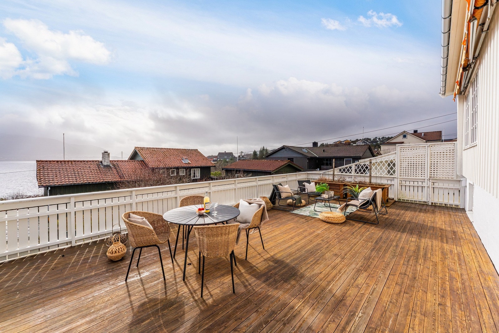 Her er det fantastiske solforhold med sol fra tidlig morgen til sen kveld Galleribilde