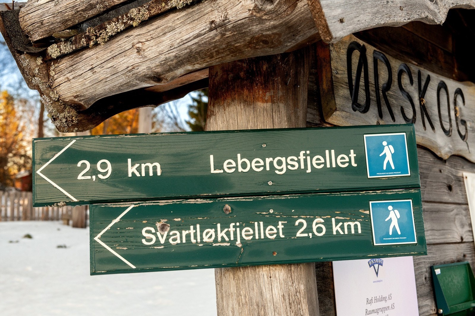 Området byr på et nettverk av merkede turstier, med Lebergsfjellet og Svartløkfjellet som nære turmål Galleribilde