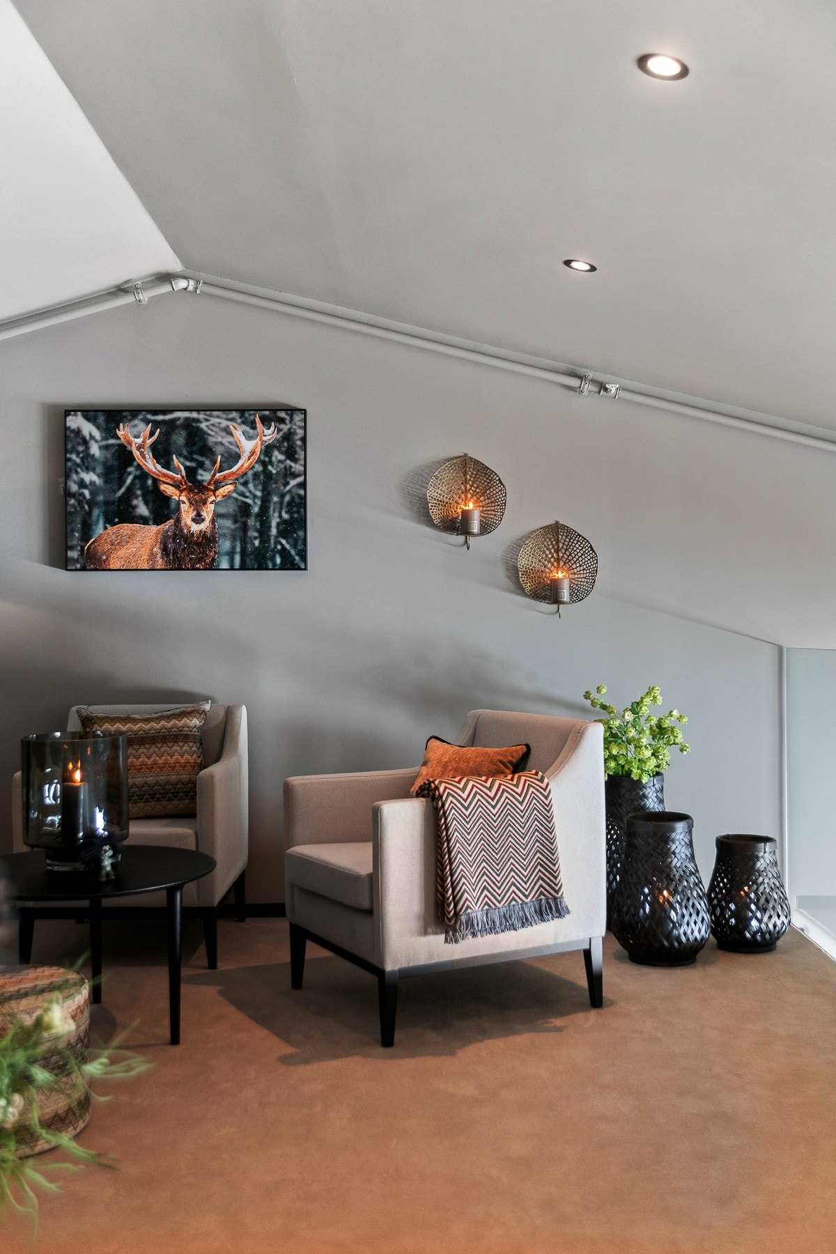 En moderne hems med glassrekkverk. Galleribilde