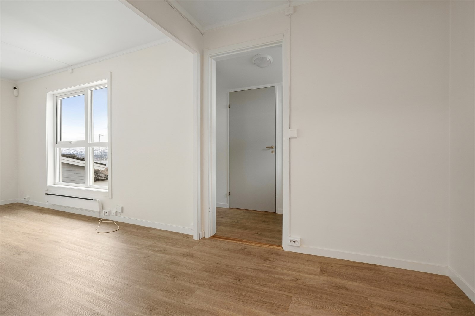 Videre inn i boligen kommen man til stuen Galleribilde