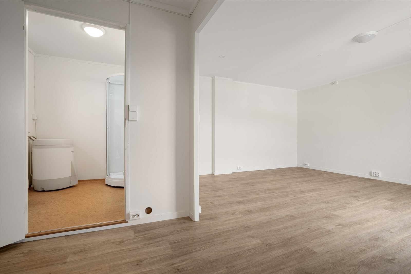 Her er det også videre adkomst til badet Galleribilde