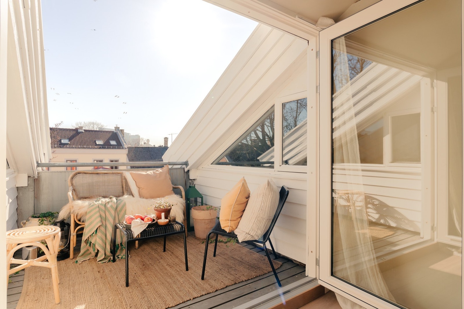 Velkommen til en strøken 2(3)-roms toppleilighet på beste Grünerløkka. Foto: Kevin Fauske v/Fotostallen. Galleribilde