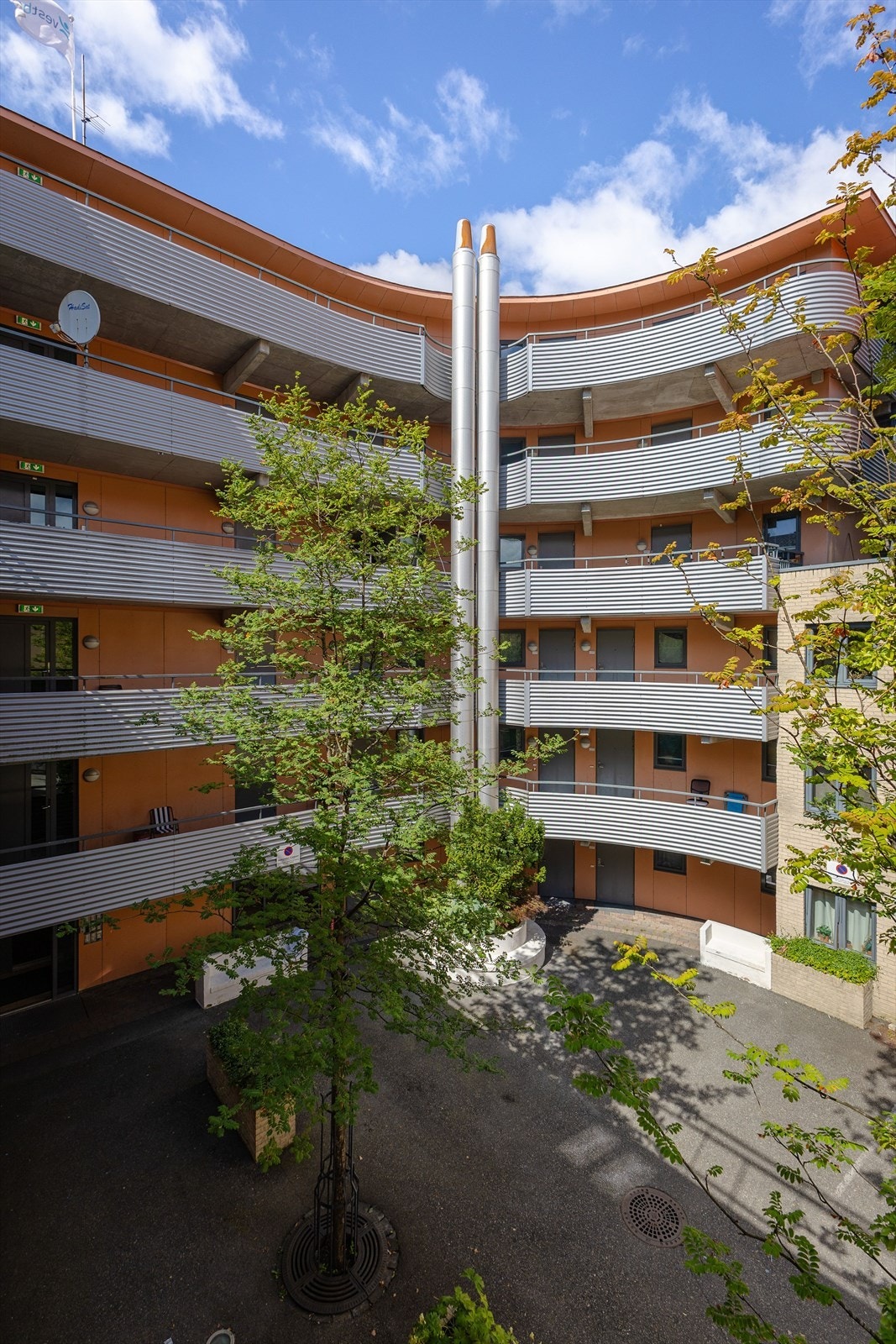 Svalgang og felles bakgård Galleribilde