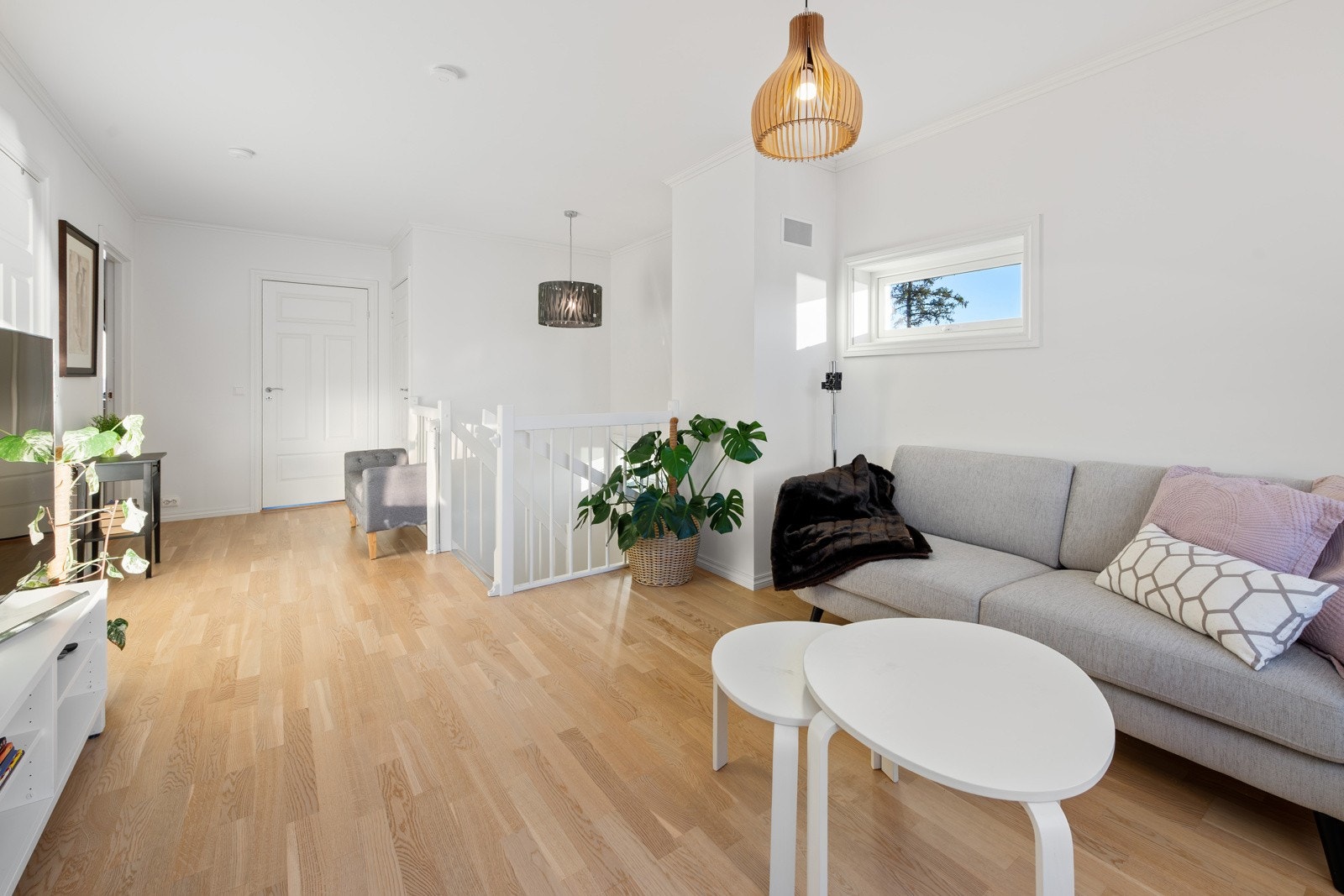 Boligen inneholder 3 soverom hvor alle er praktisk plassert i boligens 2. etasje Galleribilde