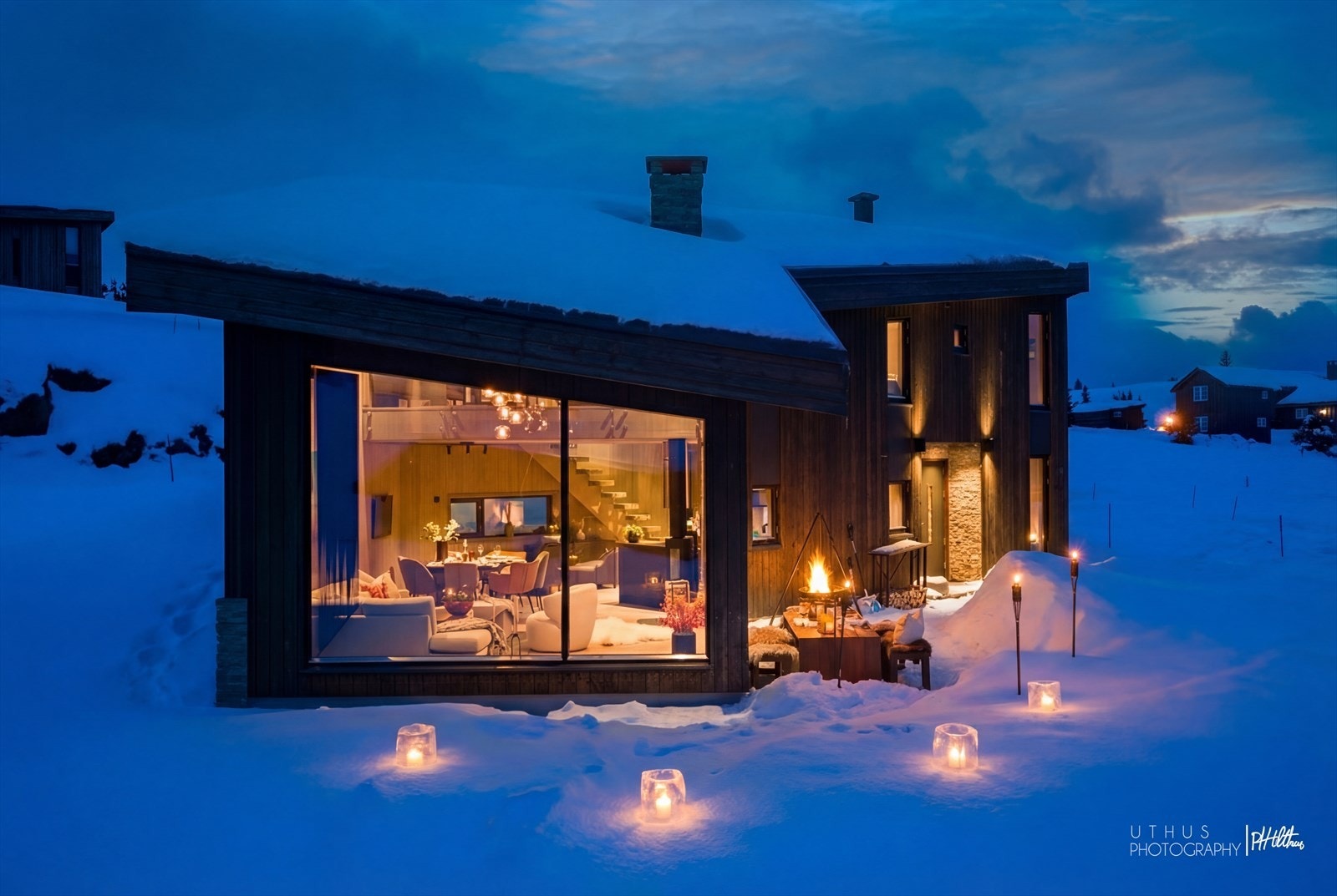 En innbydende og stemningsfull hytte, klar for nye eiere. Galleribilde