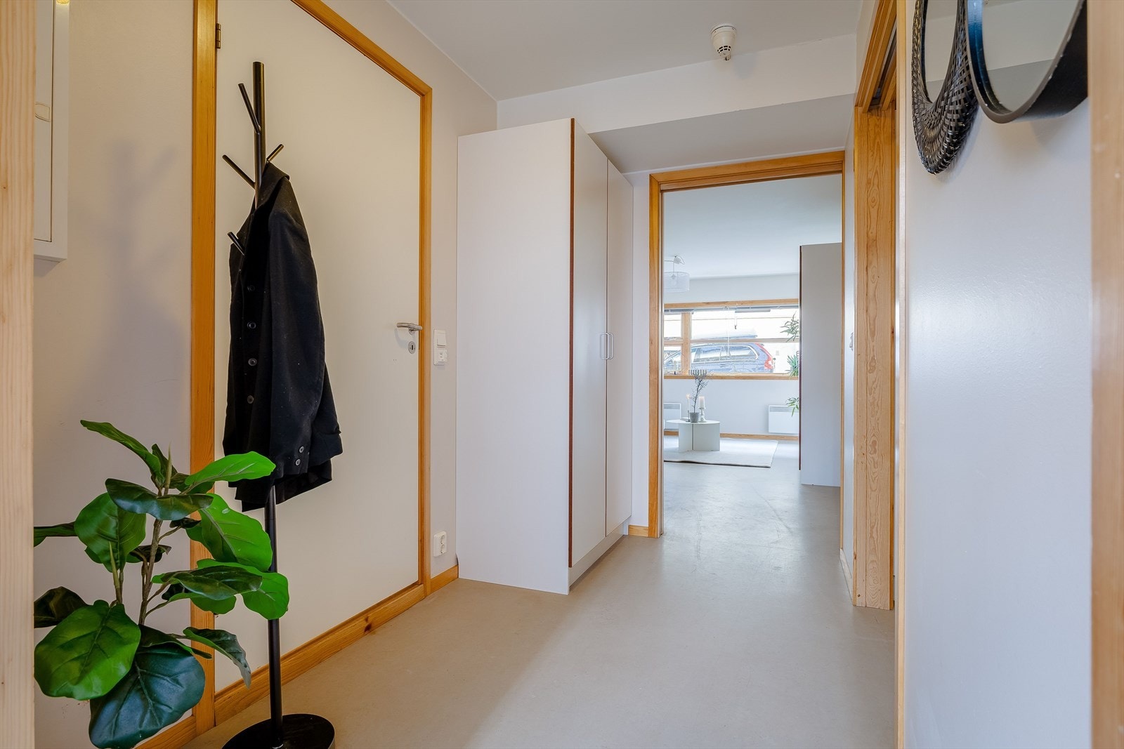 Entre mot stue Galleribilde