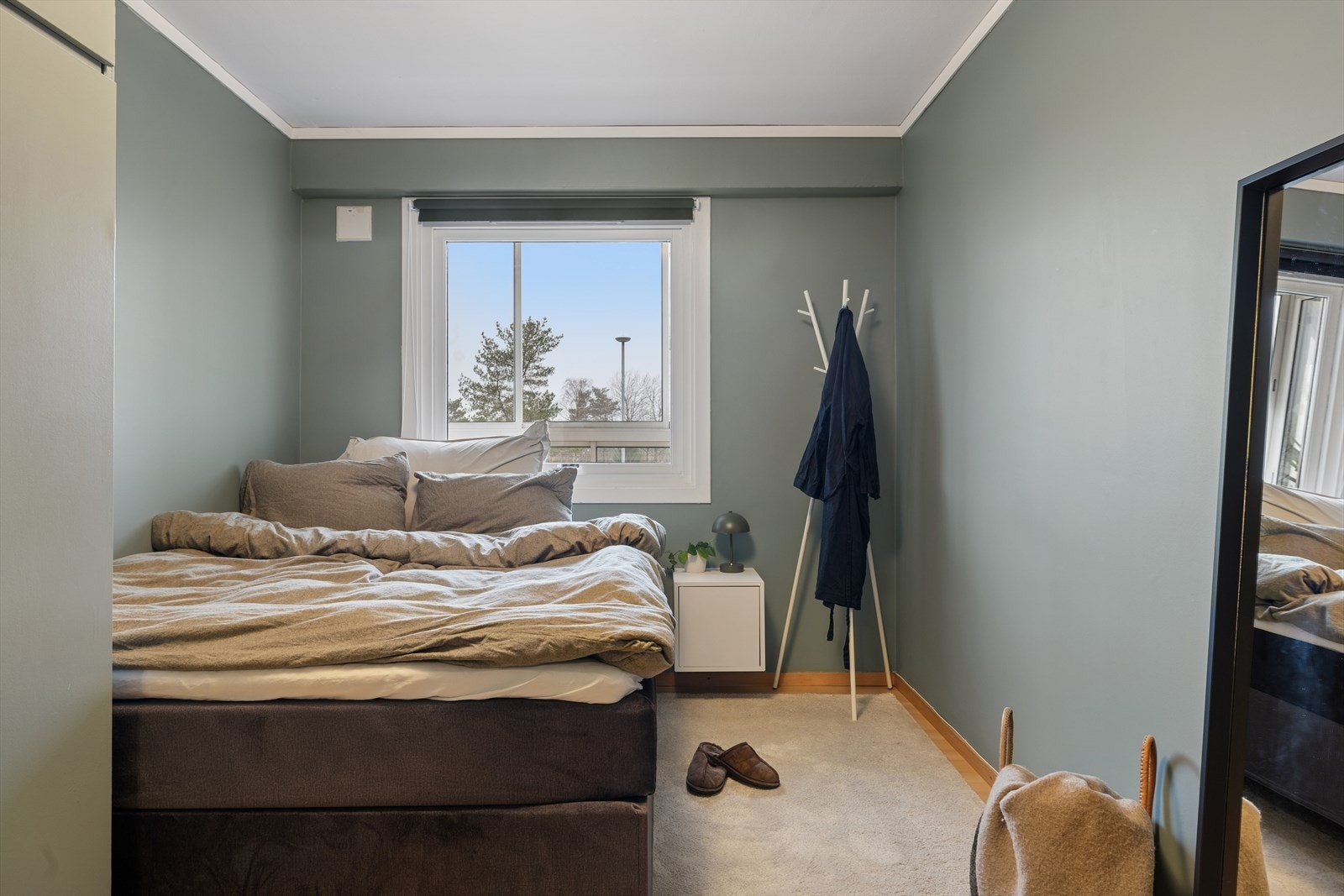 Soverom 2 passer fint som gjesterom, kontor eller barnerom. Galleribilde