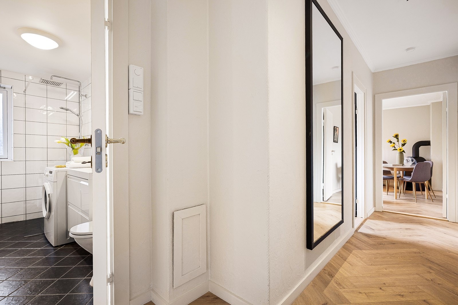 Fra soverommet kommer du videre til badet. Galleribilde
