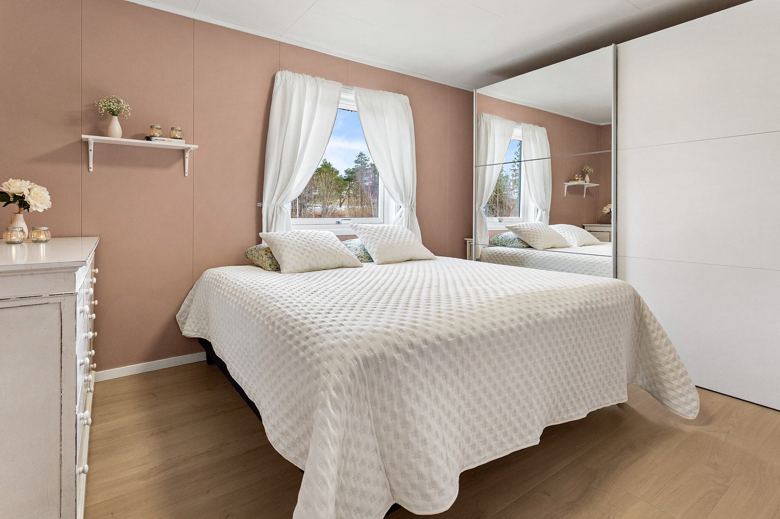 Hovedsoverom - 11,5 kvm. Galleribilde