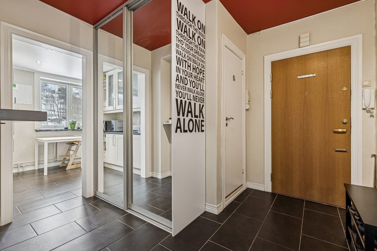 NjAzMzkyMjc6bW9uaXRvcg== Galleribilde