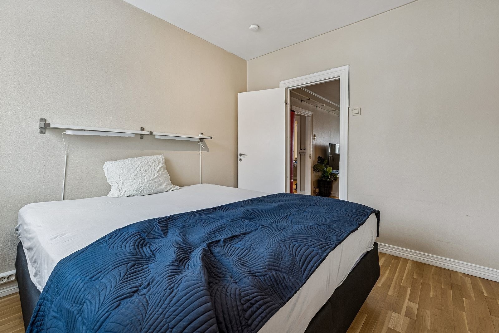 NjAzMzkyMTQ6bW9uaXRvcg== Galleribilde