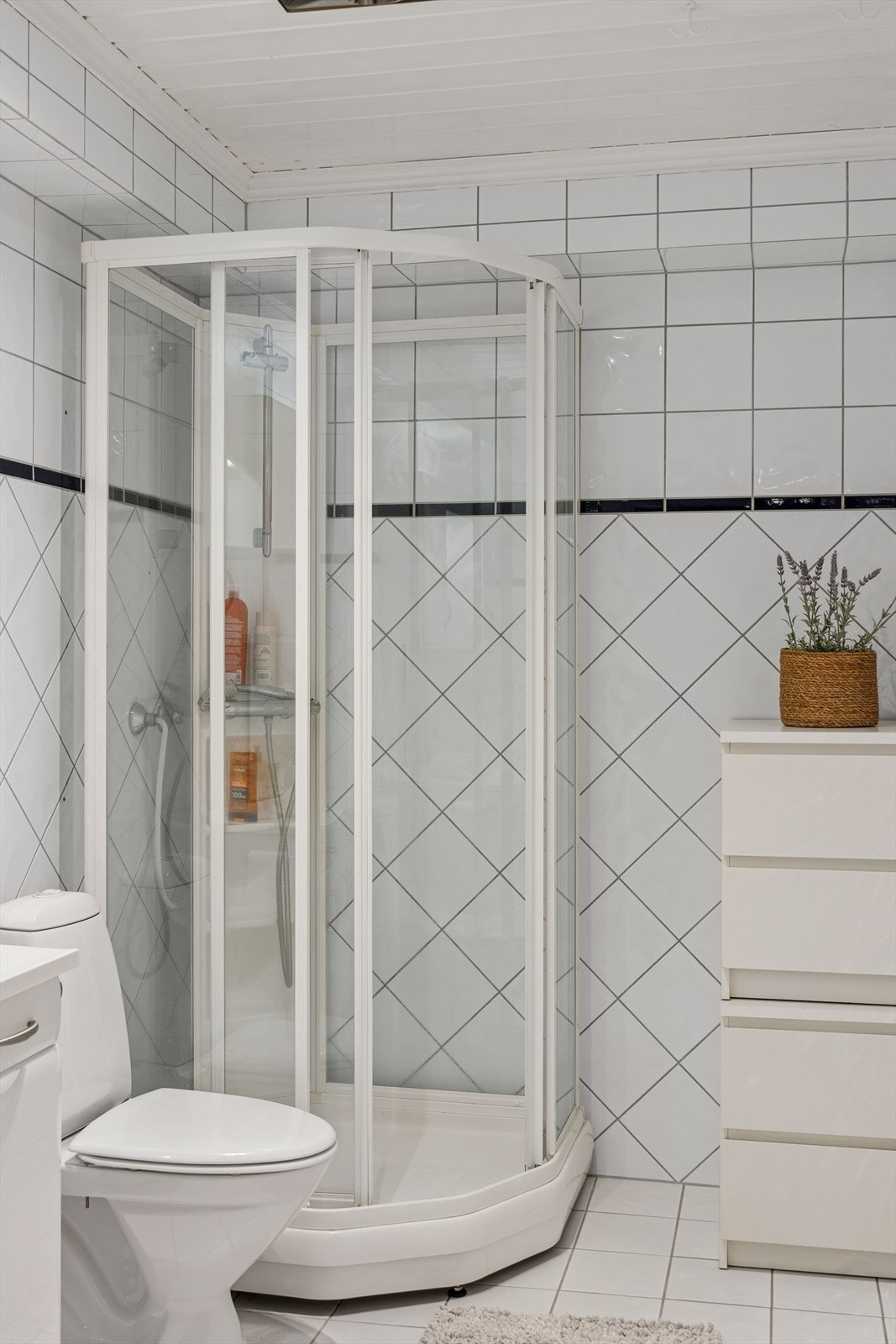 Flislagt bad Galleribilde