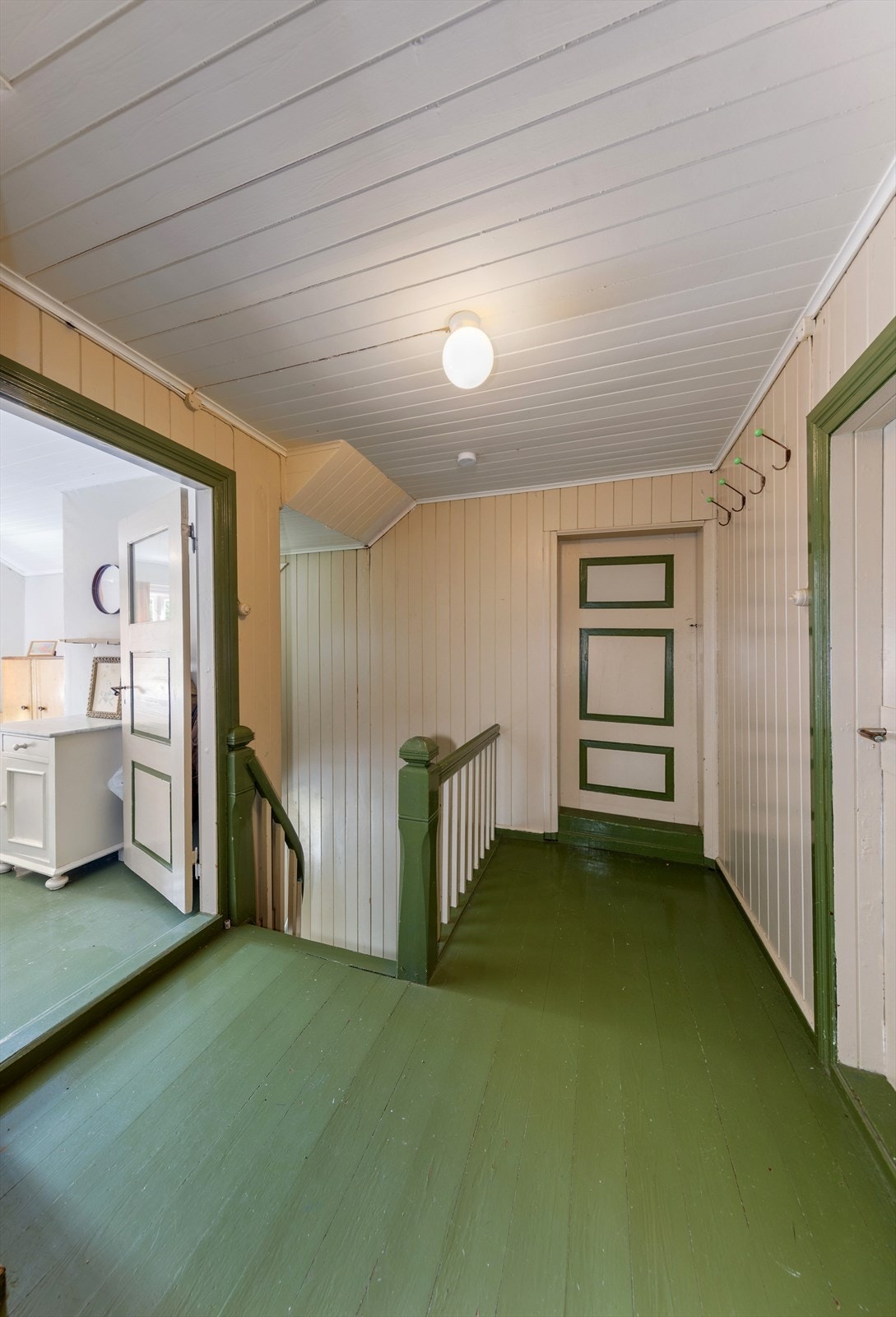 Gang i 2. etasje Galleribilde