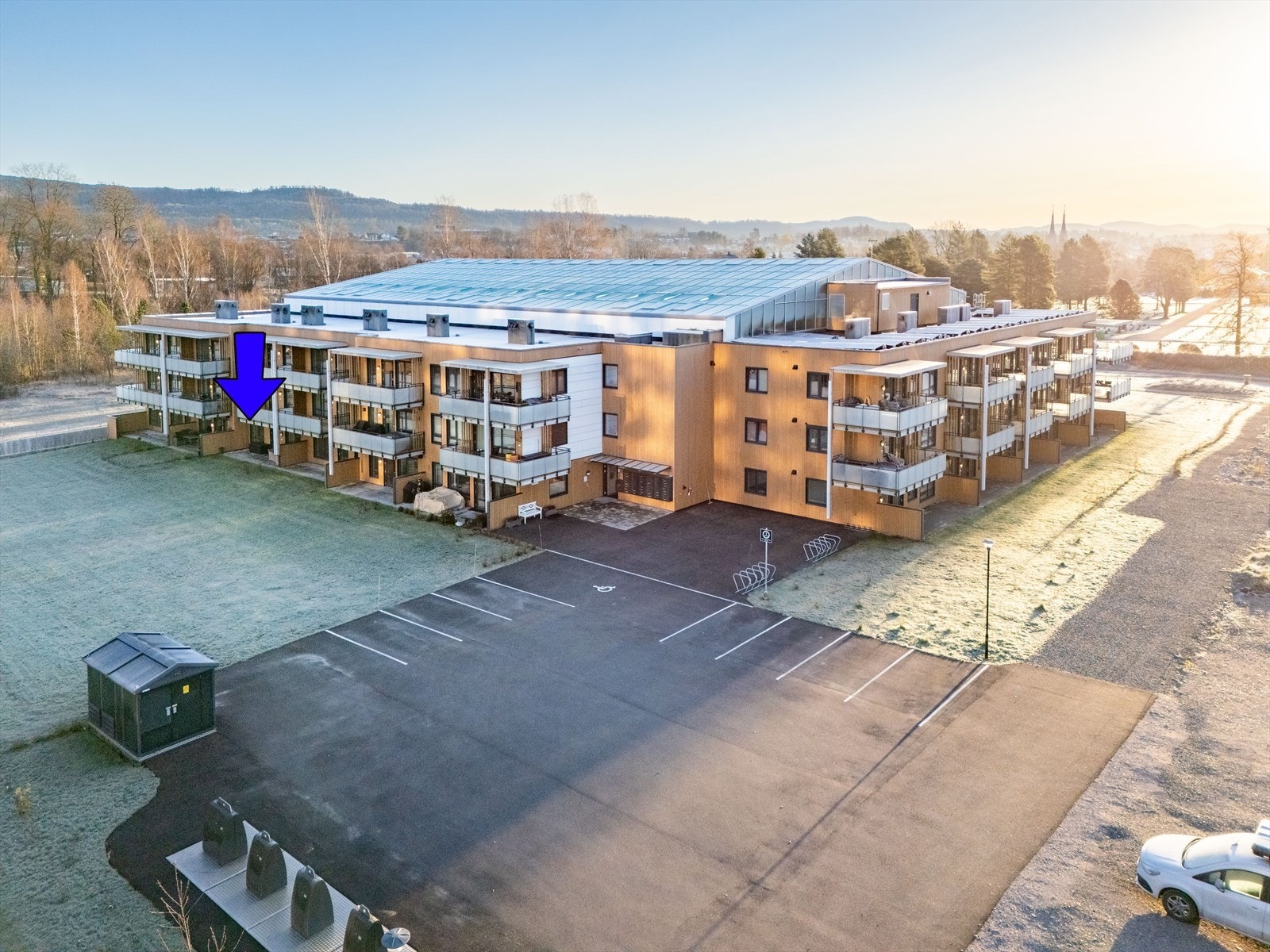 Fra boligfeltet er det flotte turområder med gang- og sykkelsti til Lundedalen og Bakkestranda. Her er alt tilrettelagt for å skape et attraktivt, trygt og godt bomiljø. Galleribilde