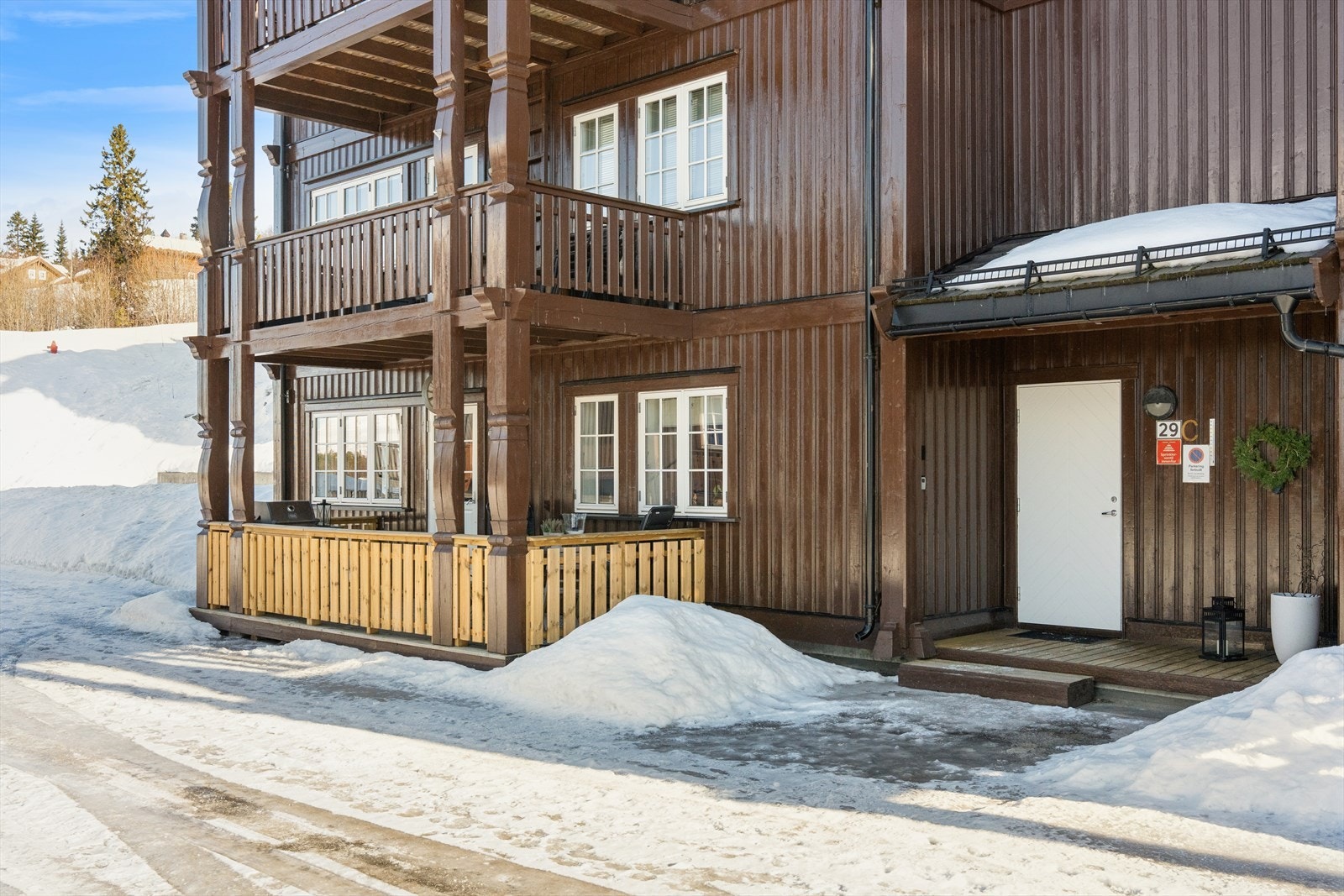 Her kan du sikre deg en flott fritidsleilighet med ski-in/ski-out til Rauland skisenter. Galleribilde
