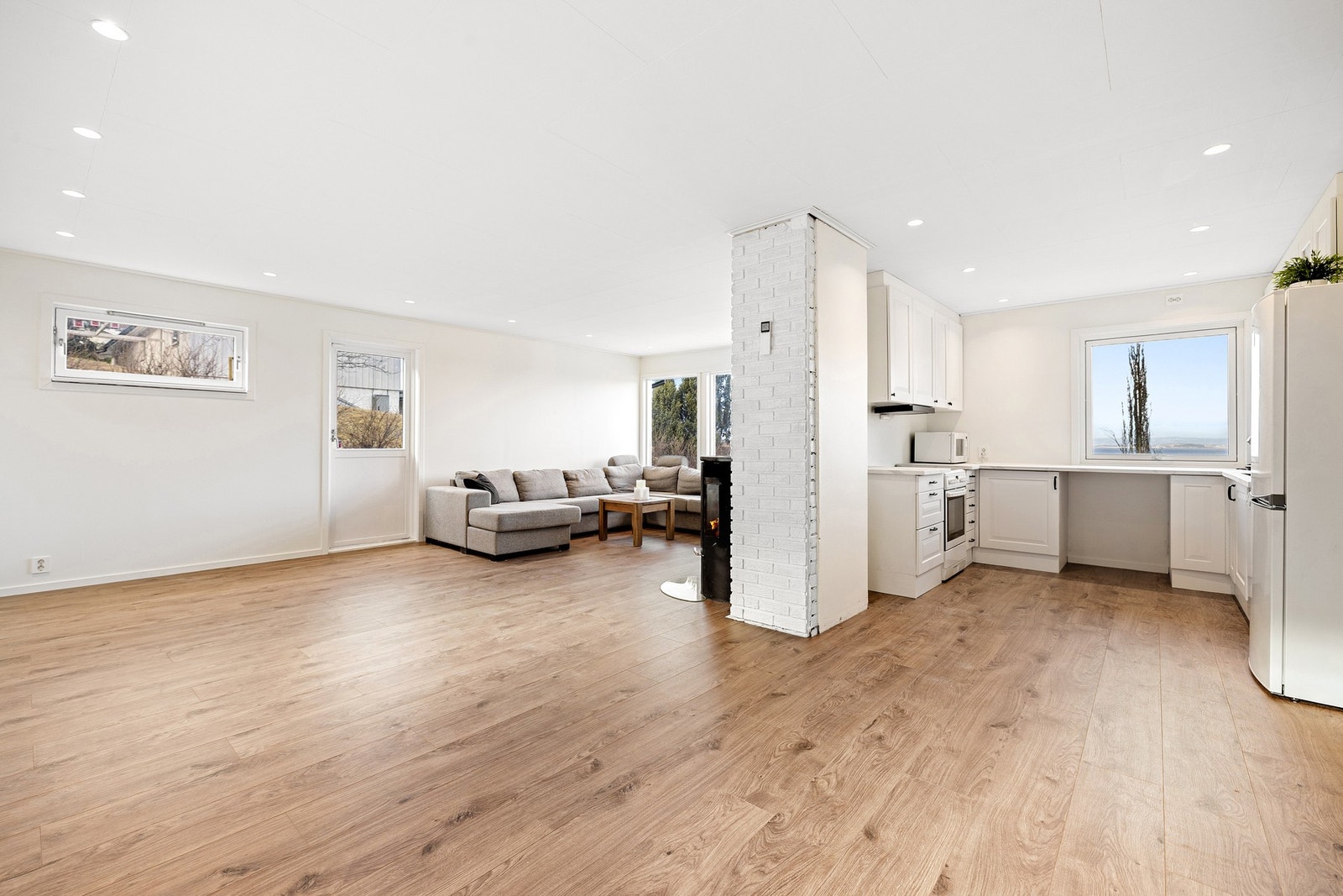 Kjøkkenet er på 9,5 kvm. Galleribilde