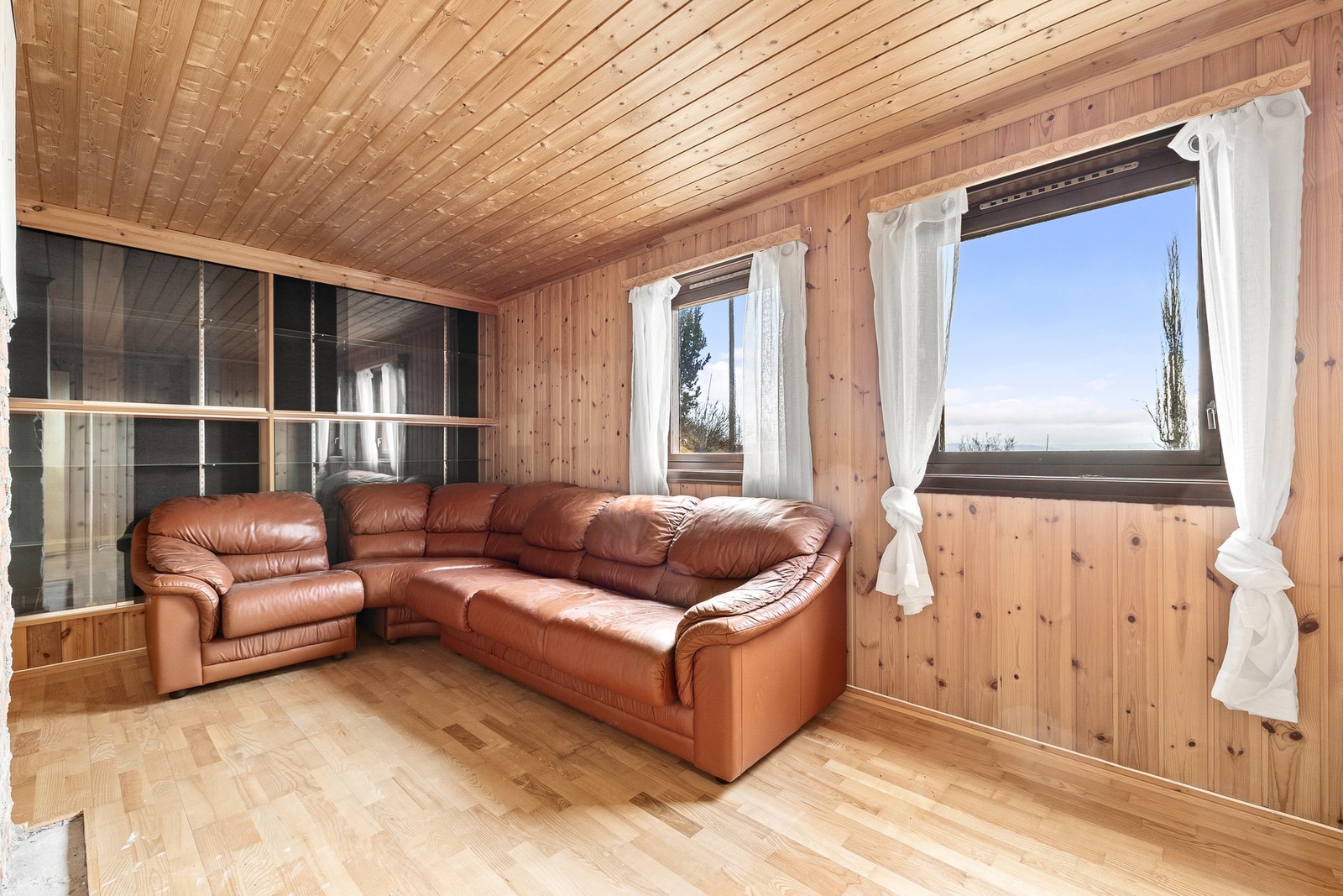 Soverom opprinnelig hobbyrom på 14,8 kvm. Galleribilde