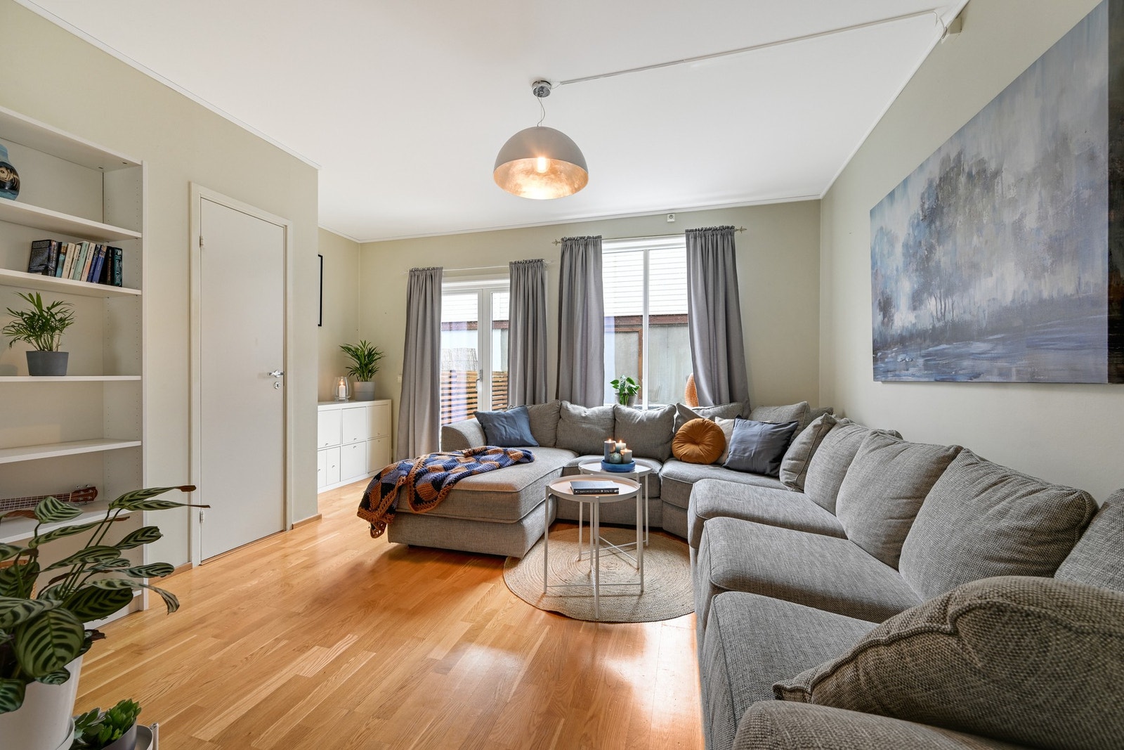 Praktisk også med romslig bod til venstre i bilde Galleribilde