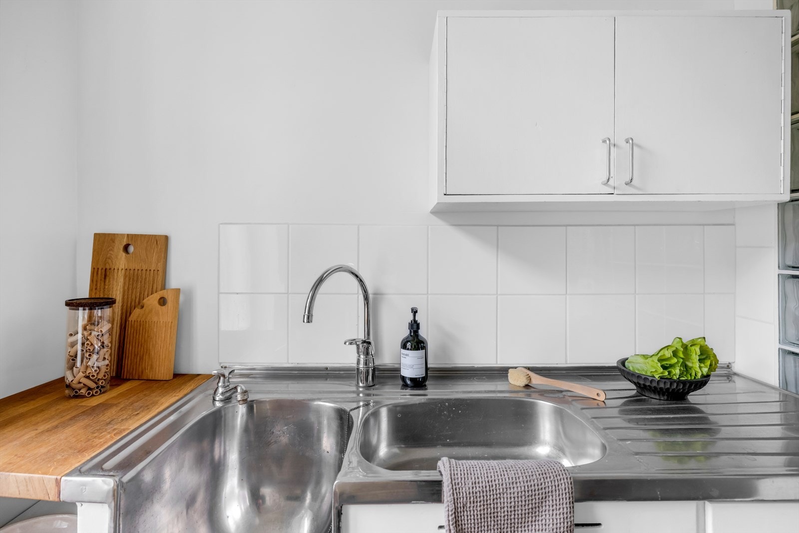 Detaljer kjøkken. Galleribilde